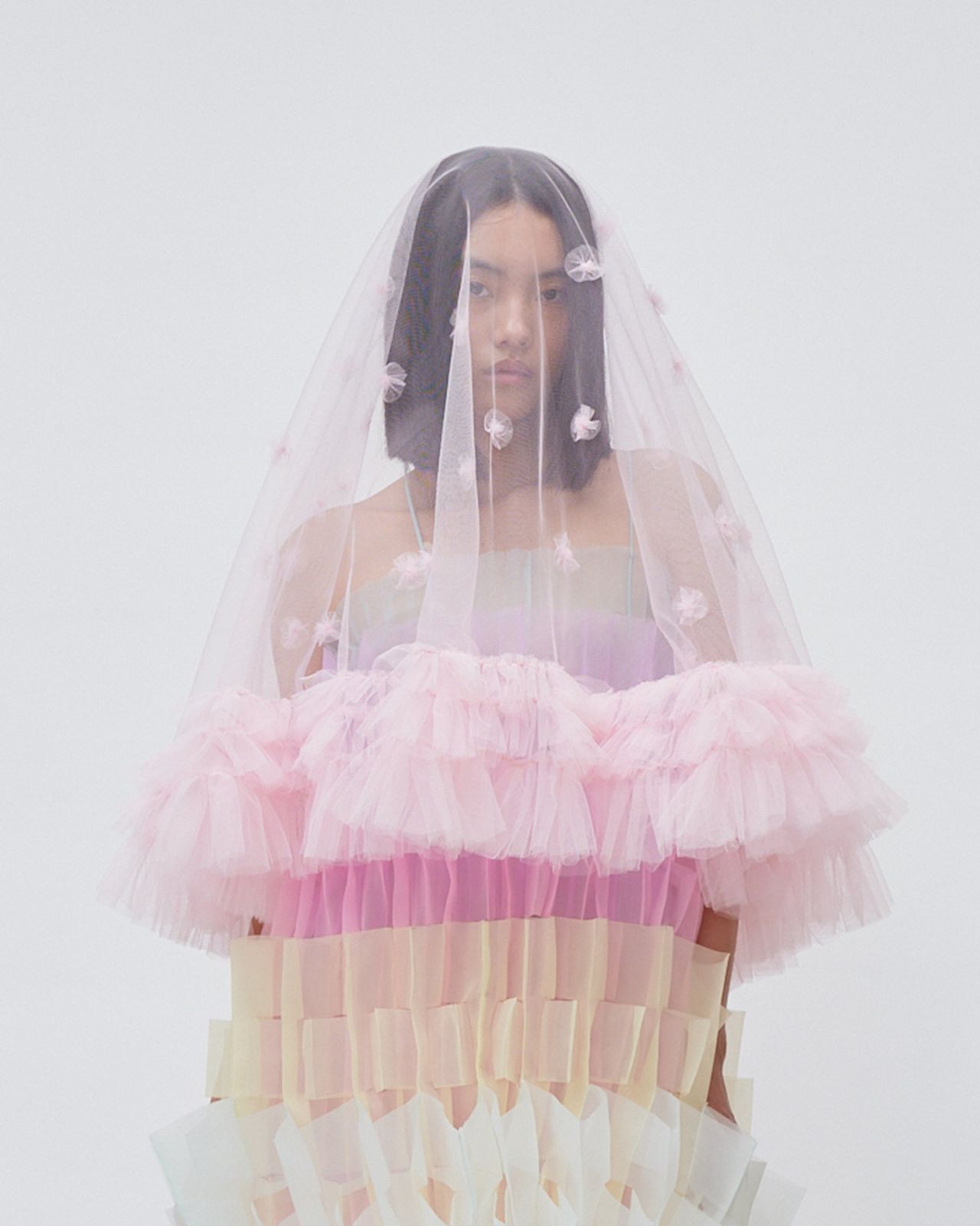 FLOWER RUFFLE TULLE VEIL