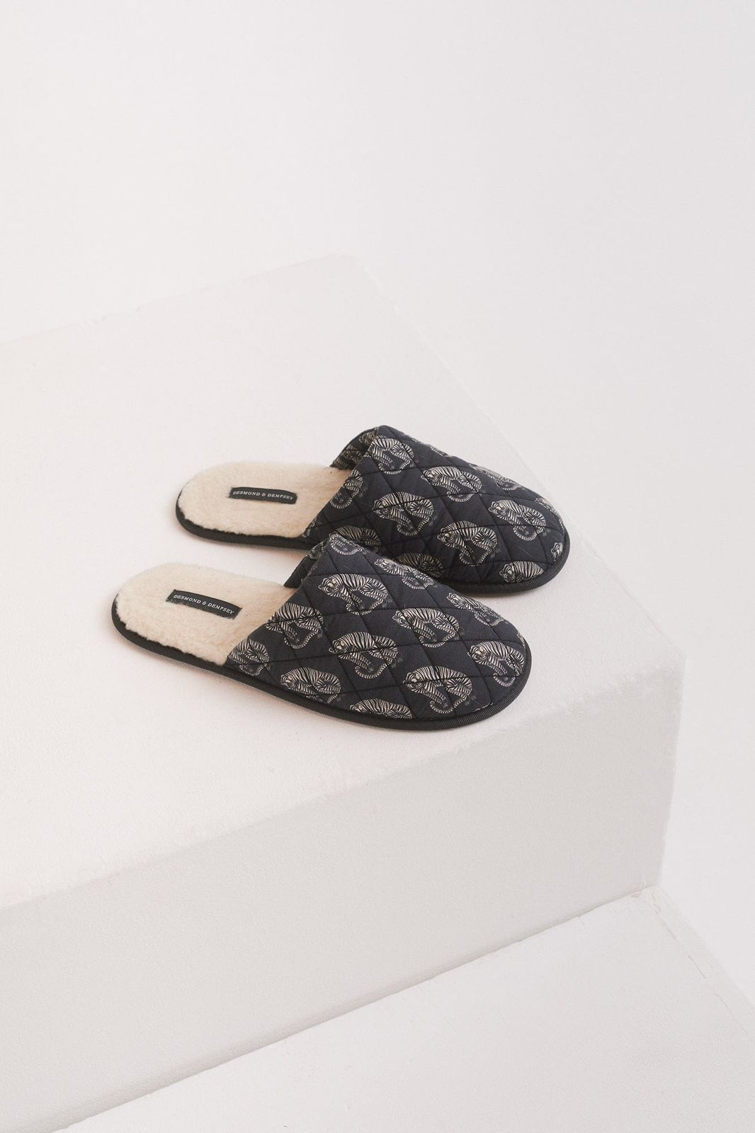 Men's Slippers Sansindo Tiger Print Black/Cream