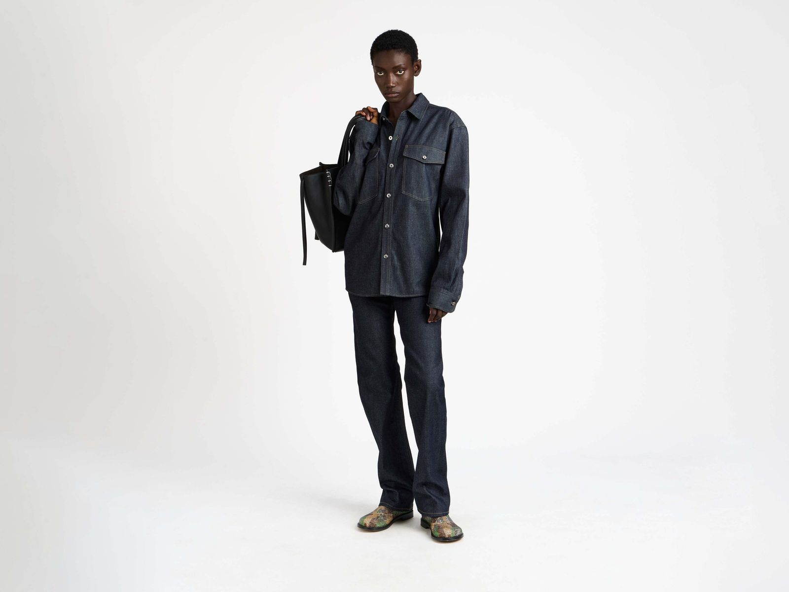 WOMENS OVERSIZED DENIM SHIRT IN INDIGO