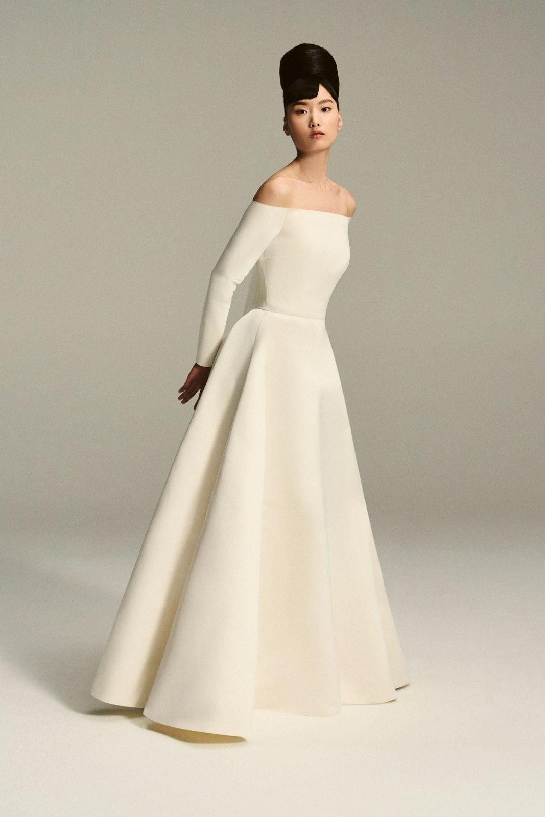 Luisa Bridal Dress in Ivory Duchess Satin