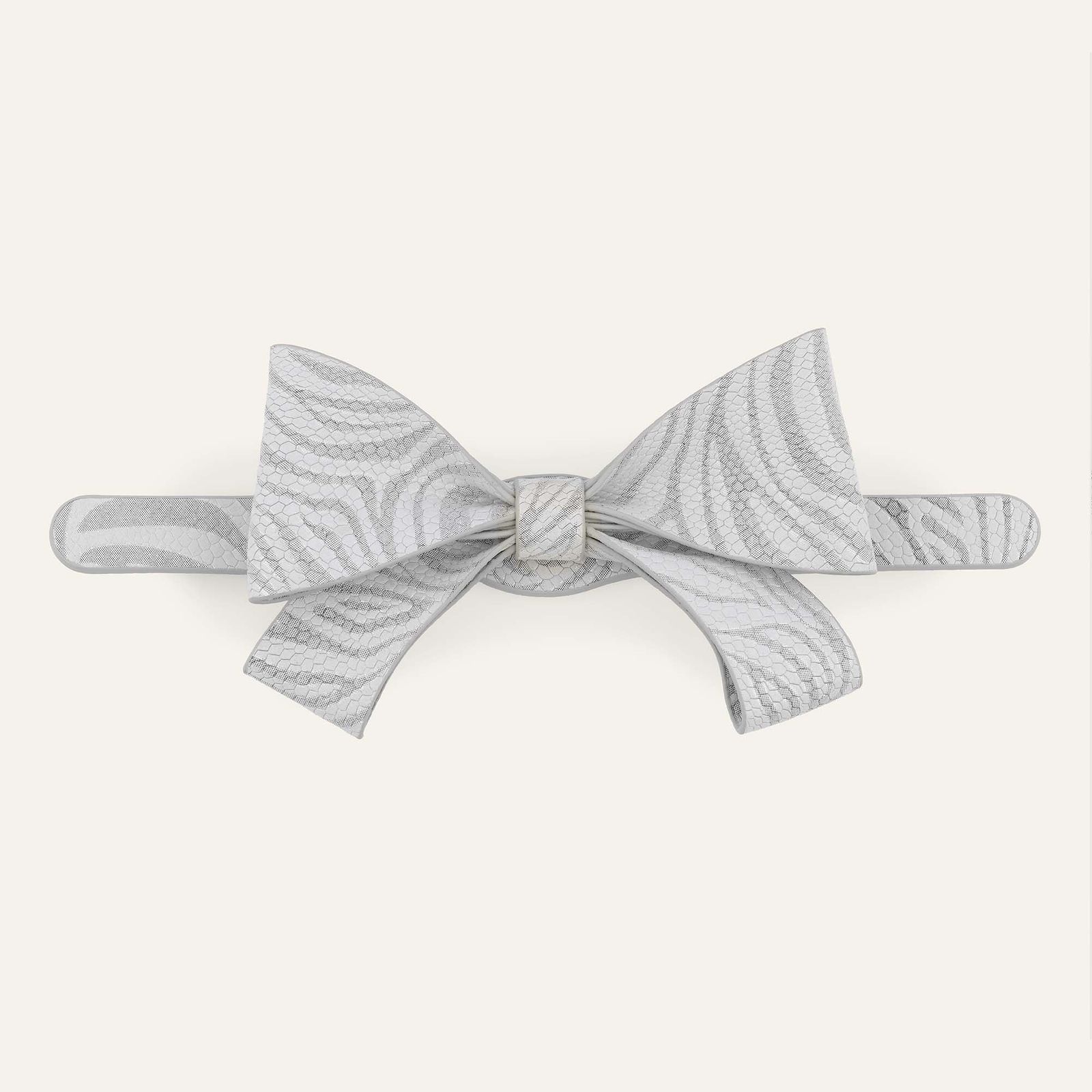 Bijoux Bow Classic | Pearl Waves with Gold hardware