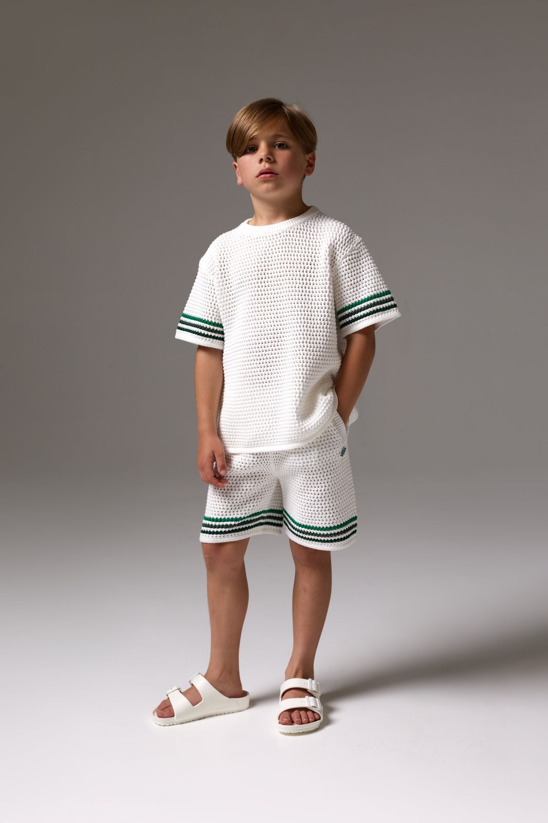 JUNIOR STRIPE CROCHET KNIT SHORTS - WHITE