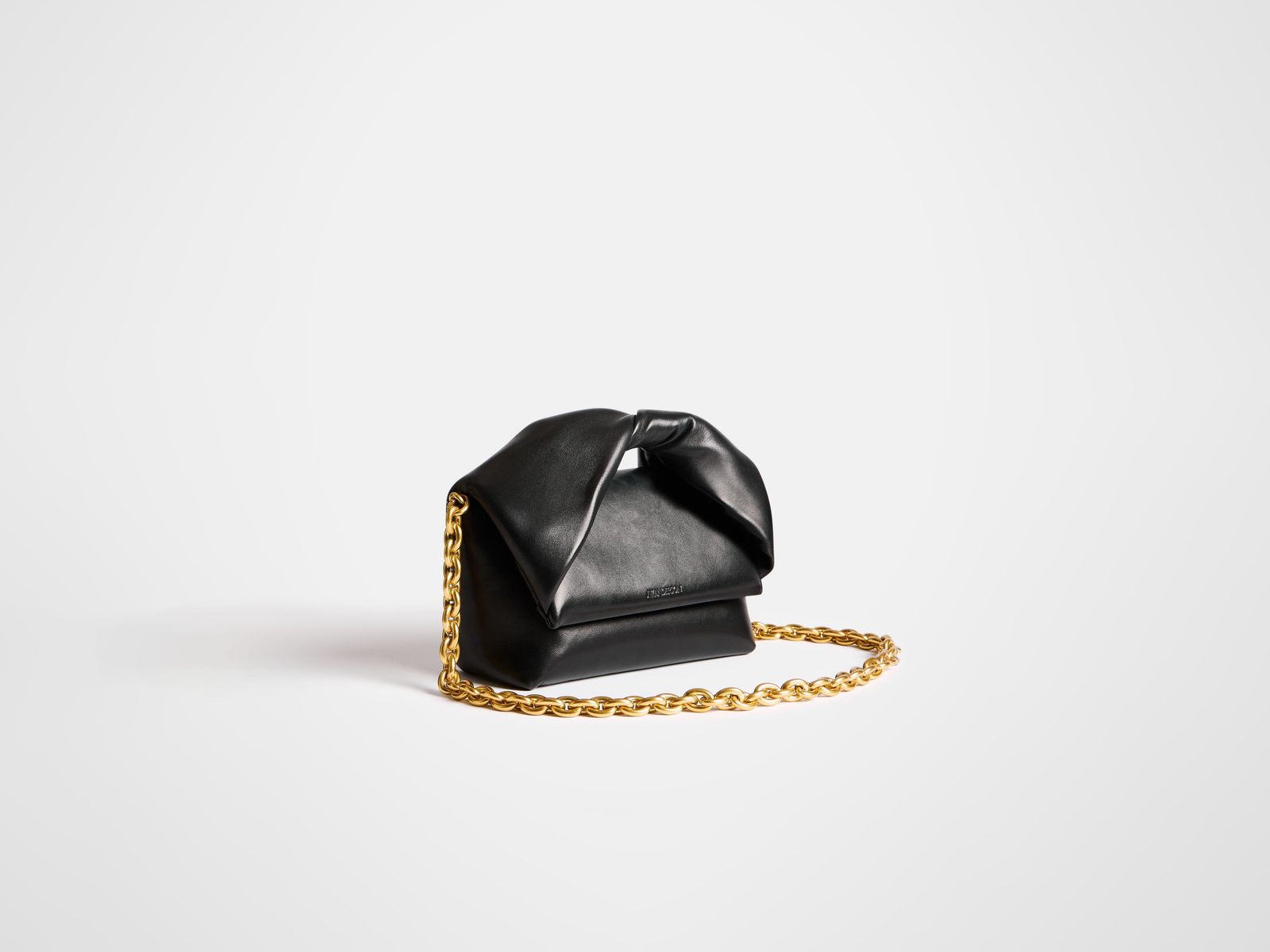 MEDIUM TWISTER BAG IN BLACK LEATHER