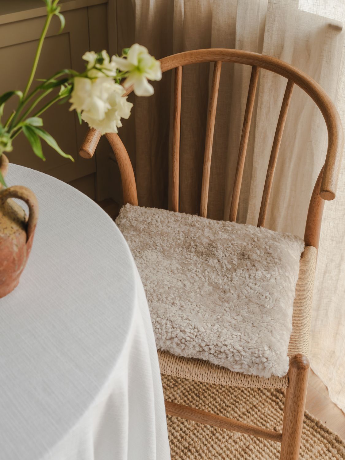 Padded Shearling Seat Pad - Oatmeal