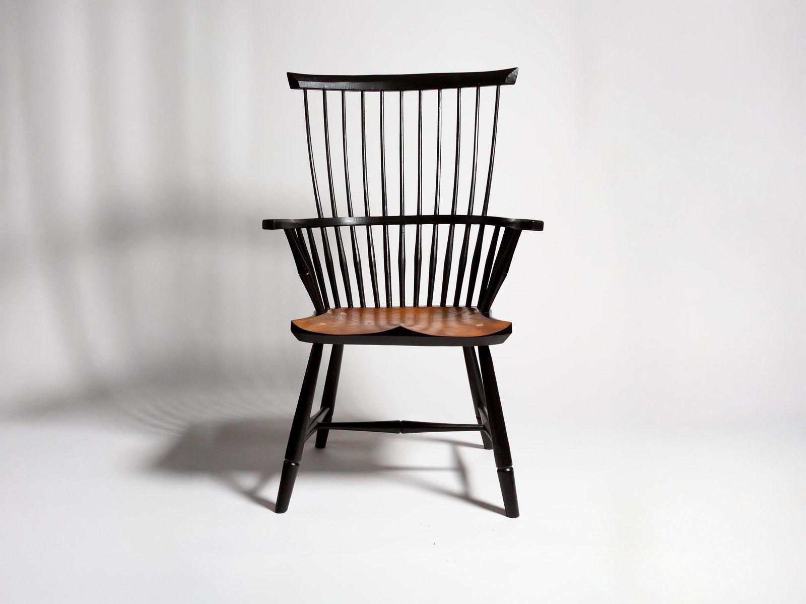 CL_ENGLISH ARMCHAIR - BLACK_HW0085OT0084