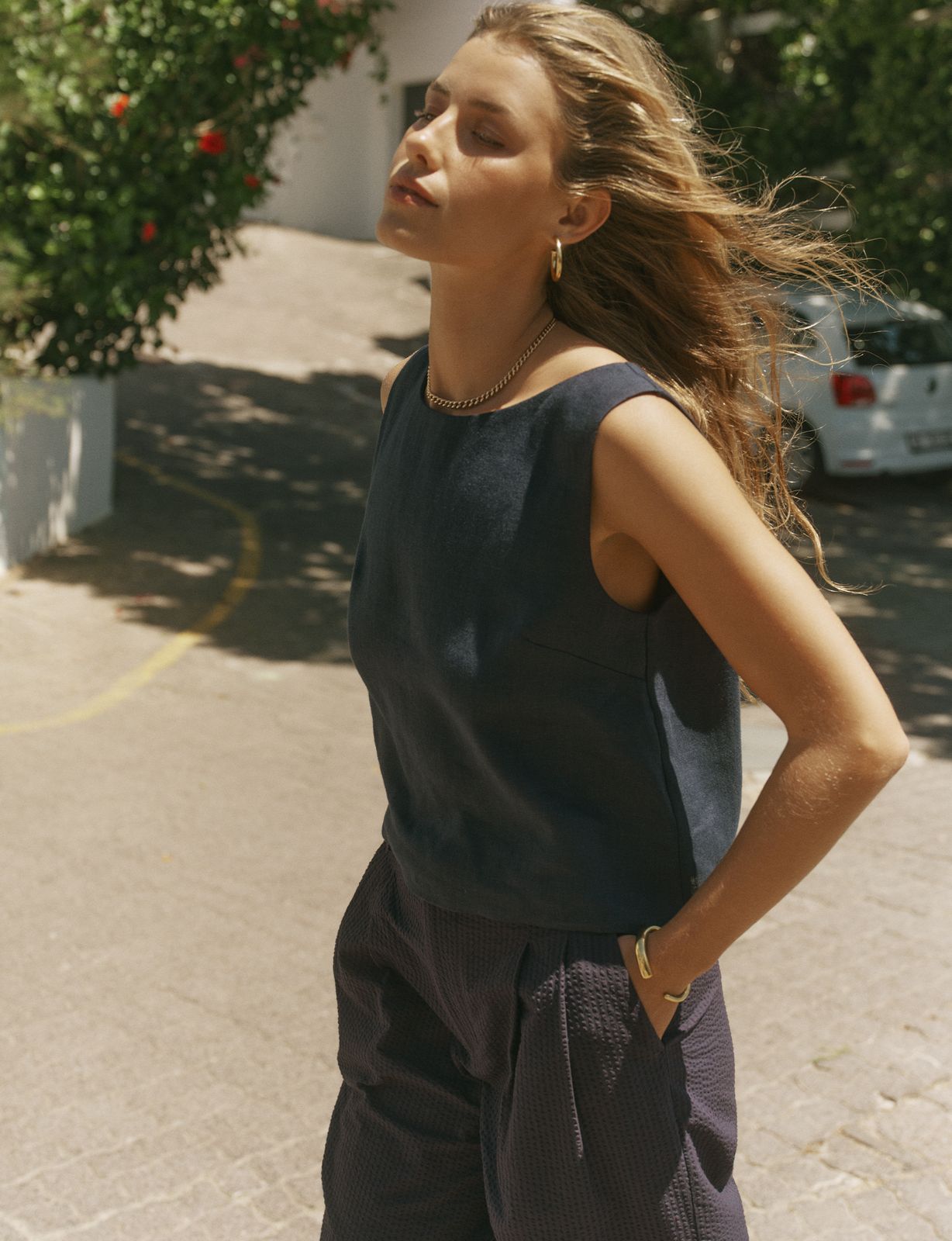 Jackie Top: Linen, Navy Blue