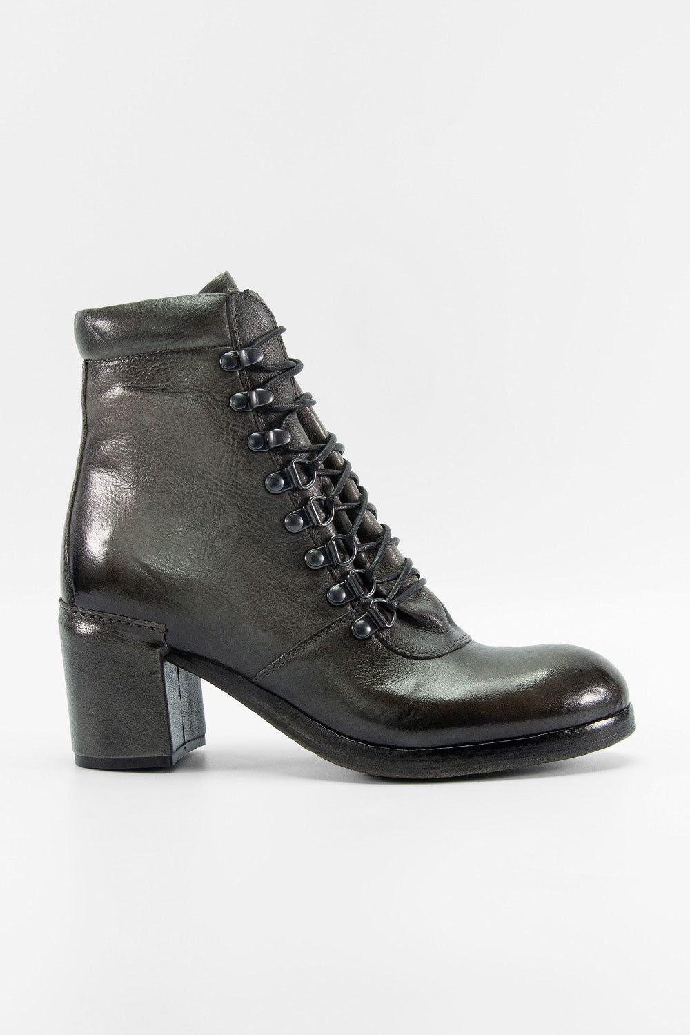 MADISON ice-grey lace up boots.