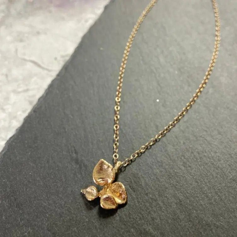 Miniature Gold Million Heart Leaf Pendant