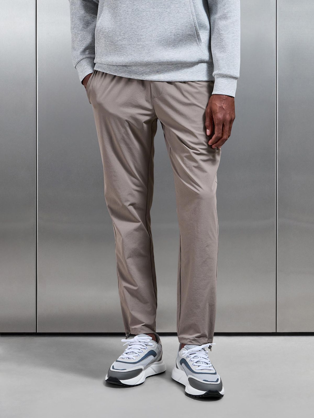 Utility Trackpant in Olive
