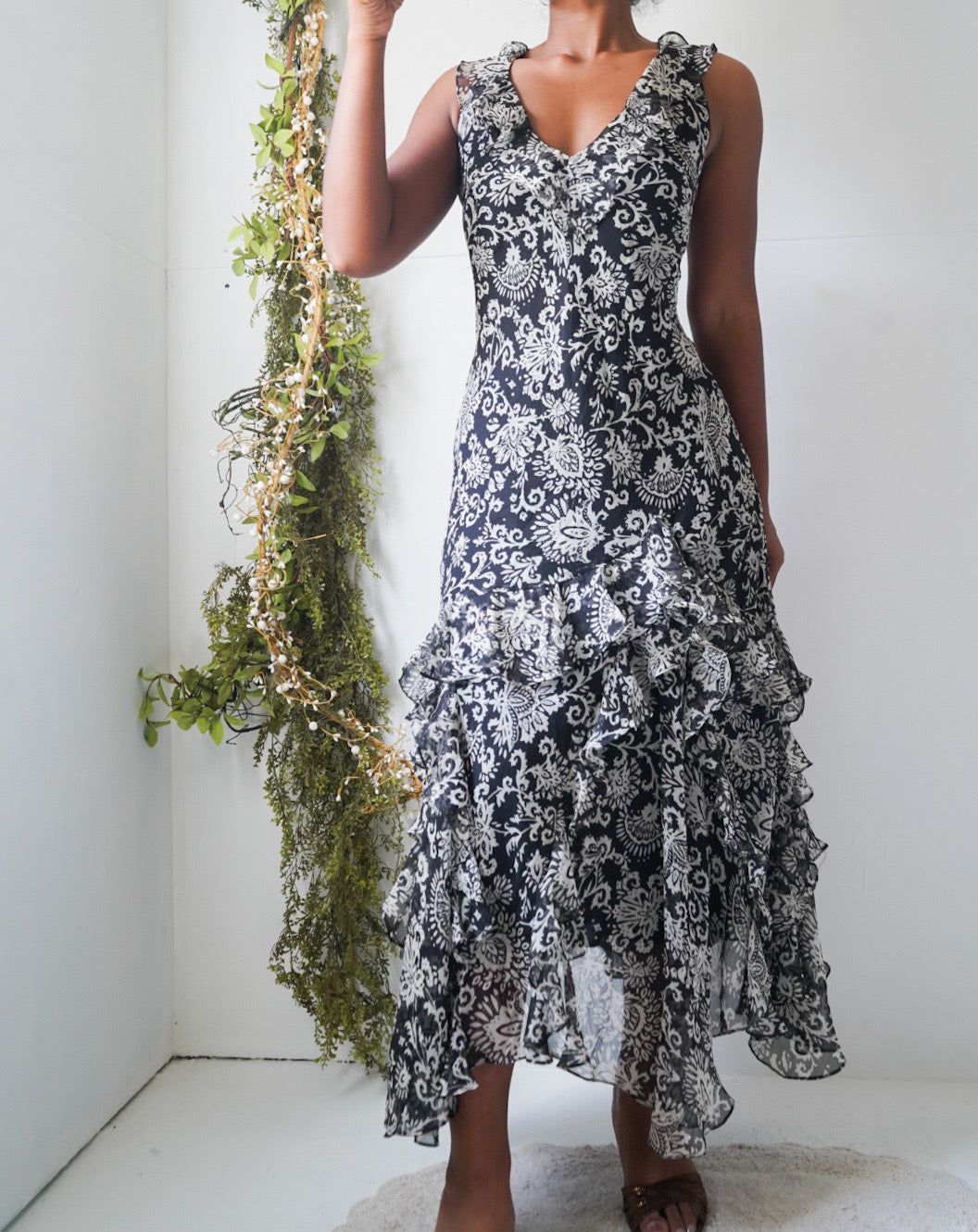 Vintage Y2K Ralph Lauren Ruffle Paisley Midi Dress