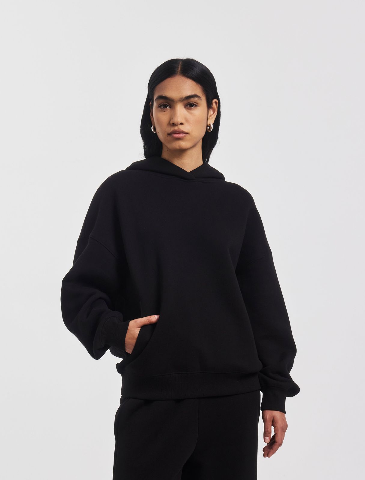 Oversized Hoodie in Black