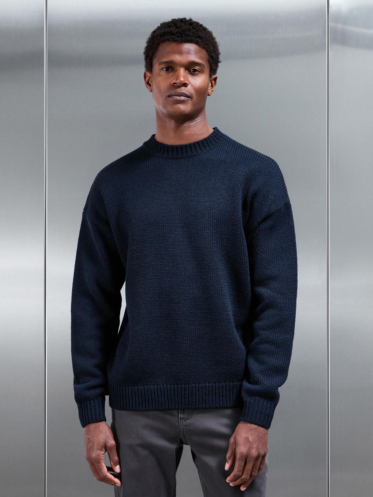 Relaxed Fit Knitted Sweatshirt in Navy