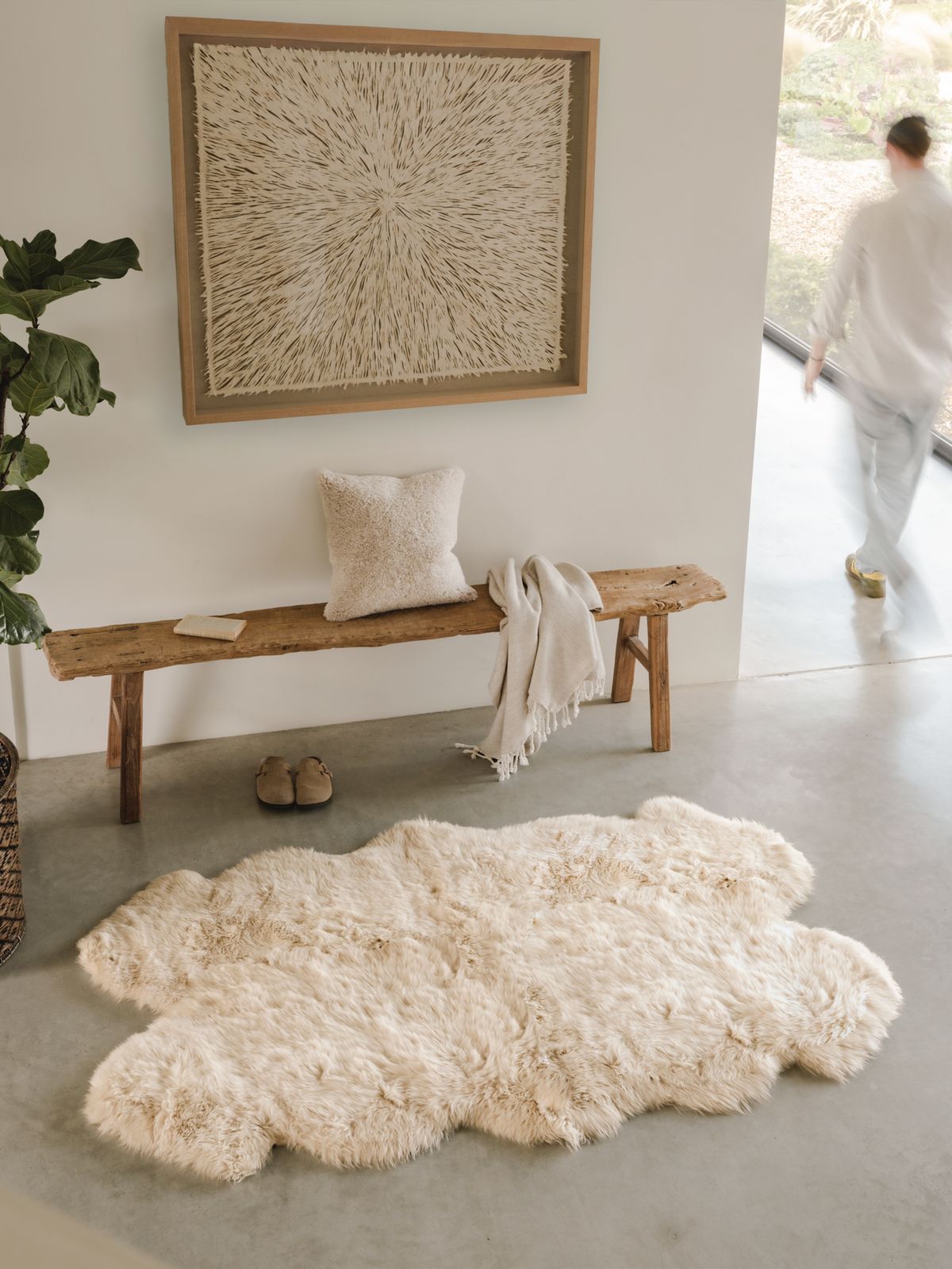 Quatro Sheepskin Rug - Champagne