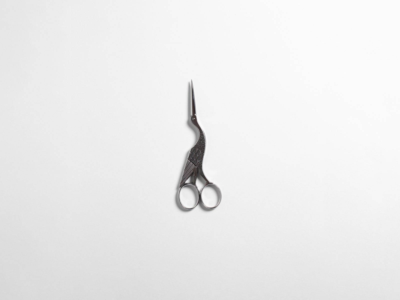 ANTIQUE SCISSORS IN CARBON STEEL