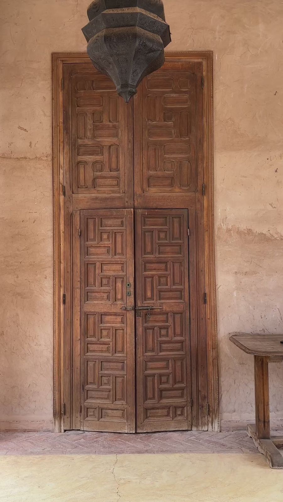 A

It’s the perfect little summer dress - flattering on the body, good quality fabric, not see-through, has pockets! Wish it came in more colours.