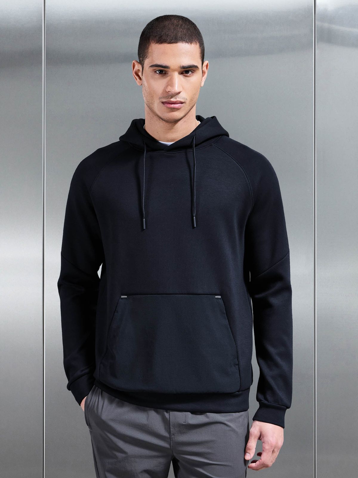 Trail Hybrid Hoodie in Navy