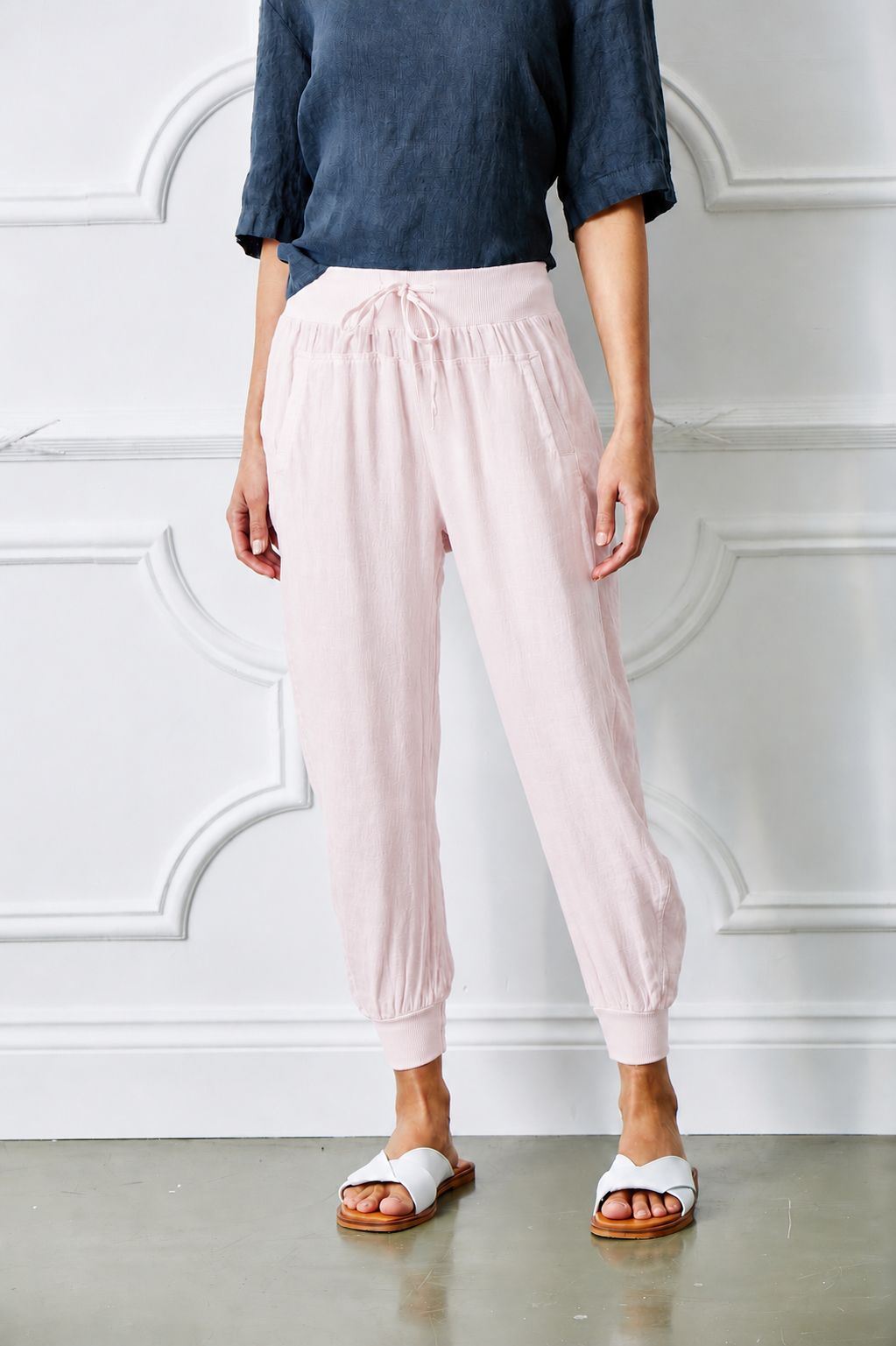 153 ULTIMATE LINEN JOGGERS