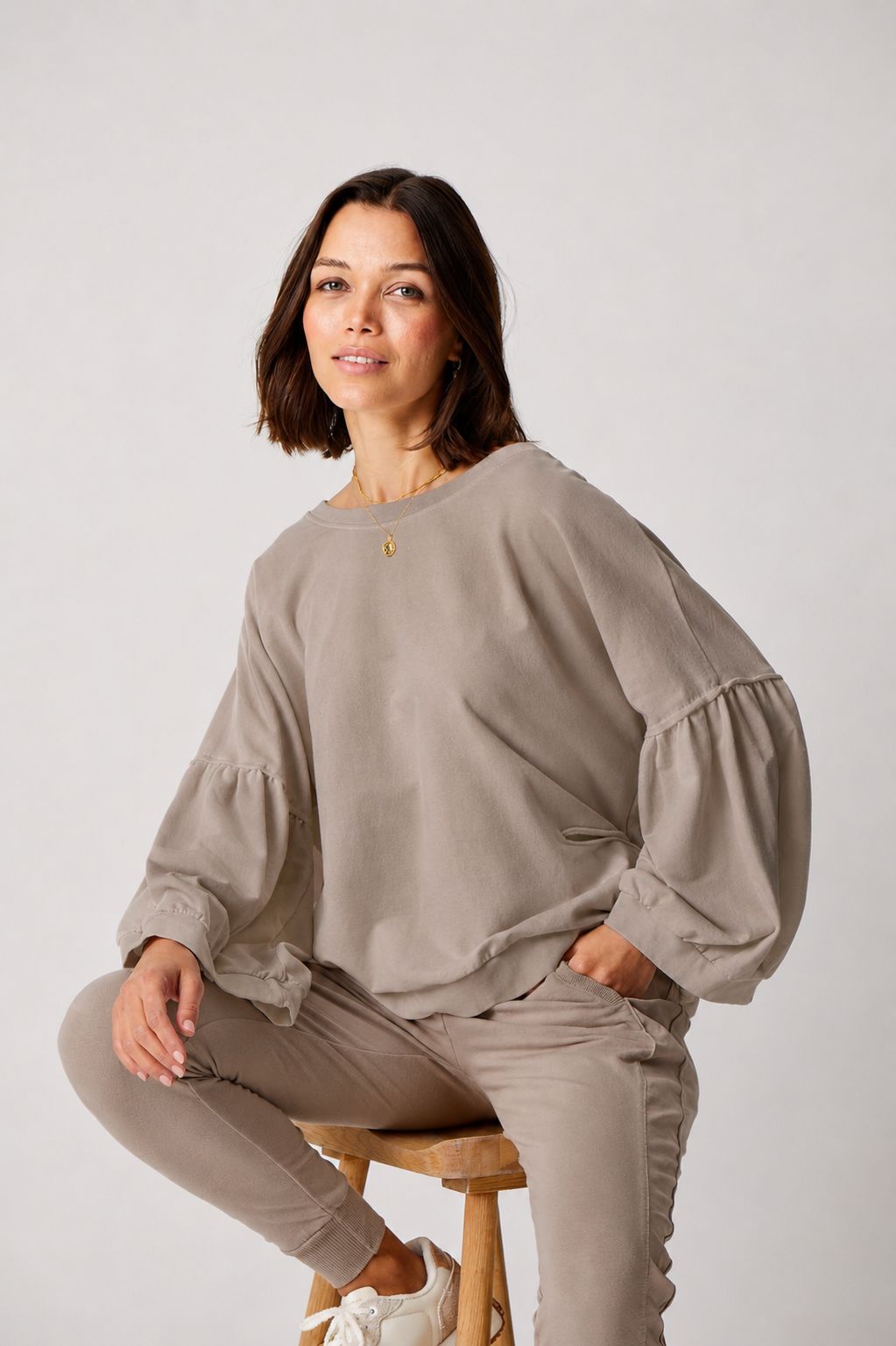 Bea Stonewash Sweatshirt With Balloon Sleeve
