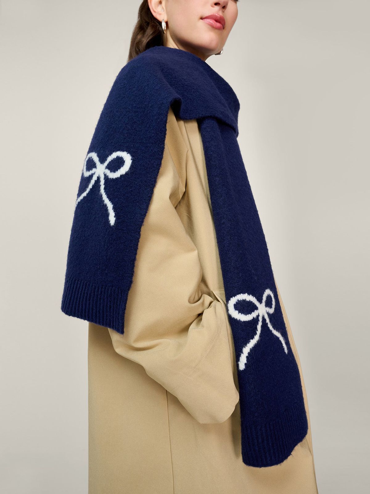Molly Bow Scarf in Navy