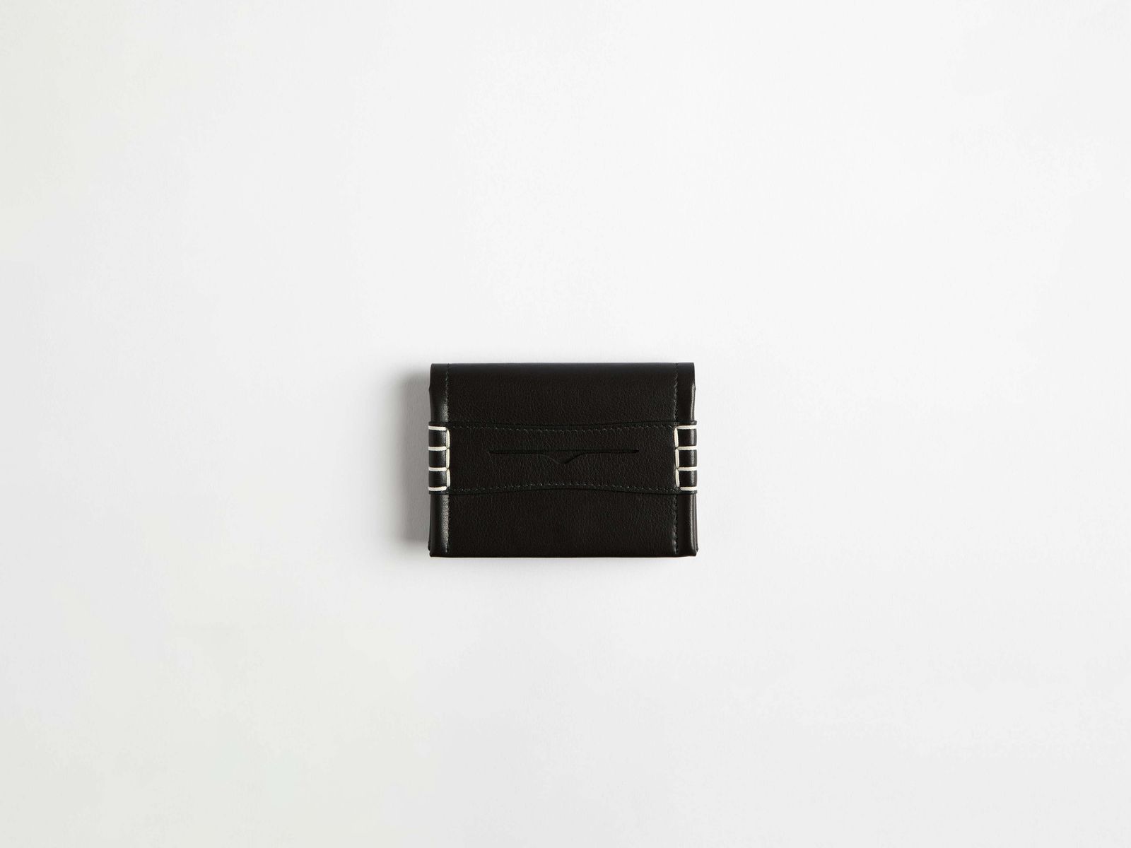 LEATHER LOAFER CARD HOLDER IN BLACK
