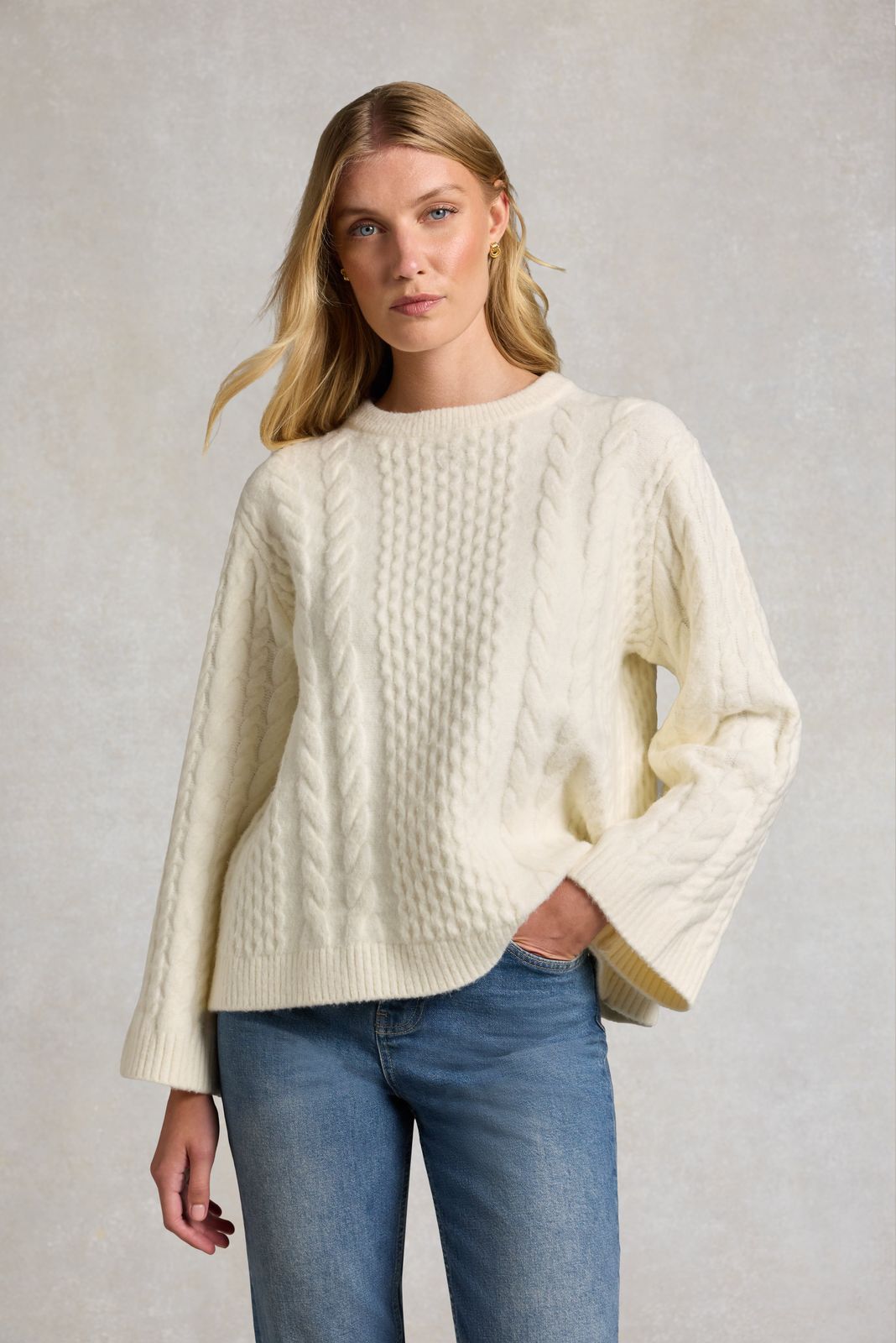 Beckley Crew Neck Knit (Cream)
