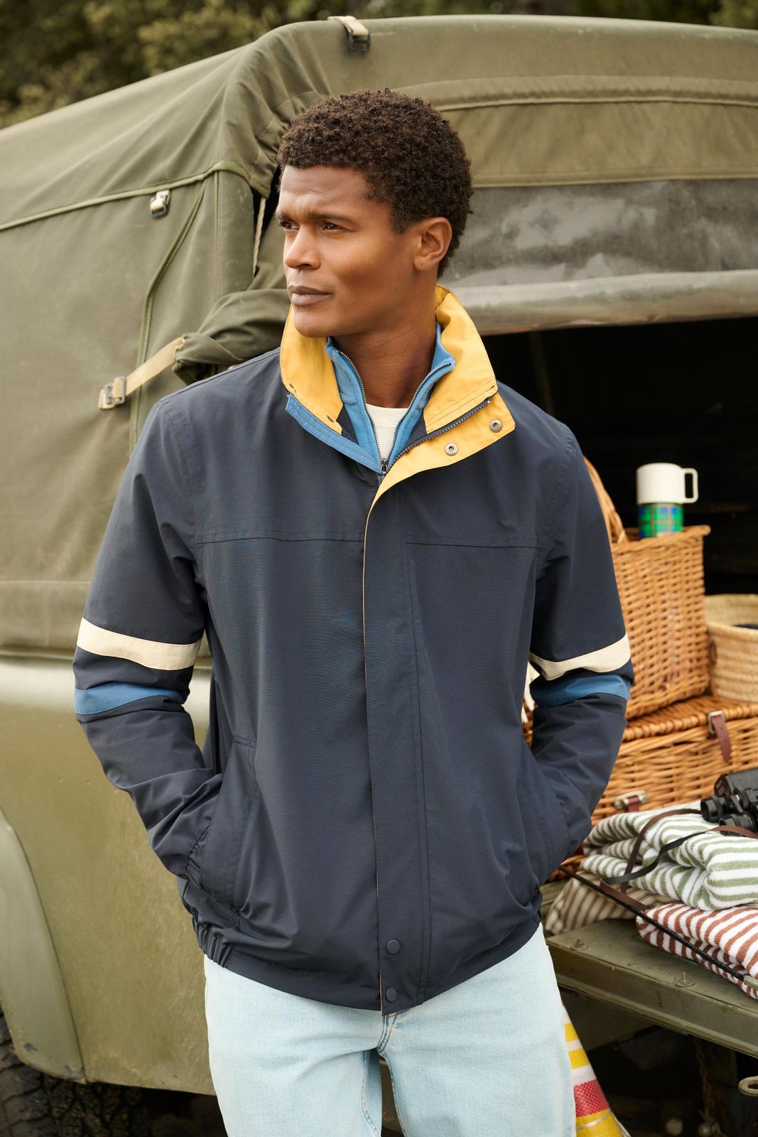 Barratt Showerproof Windbreaker