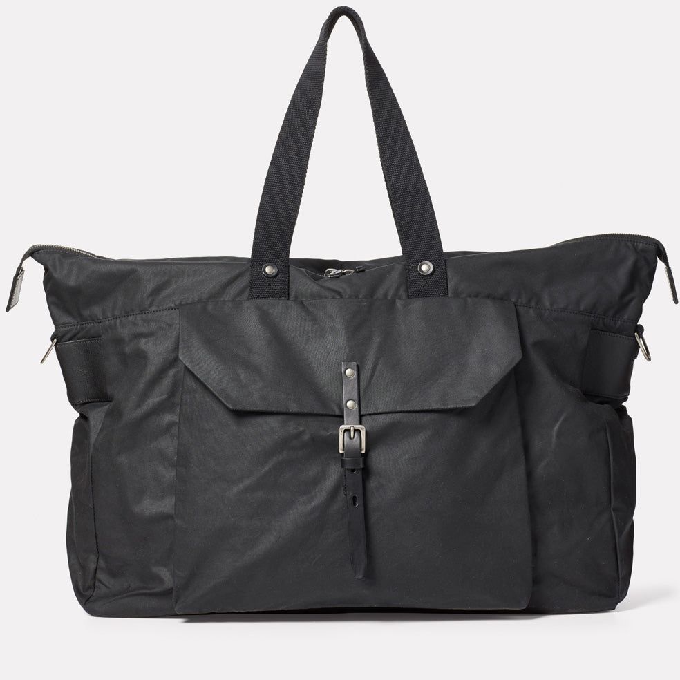 Freddie Waxed Cotton Holdall in Black