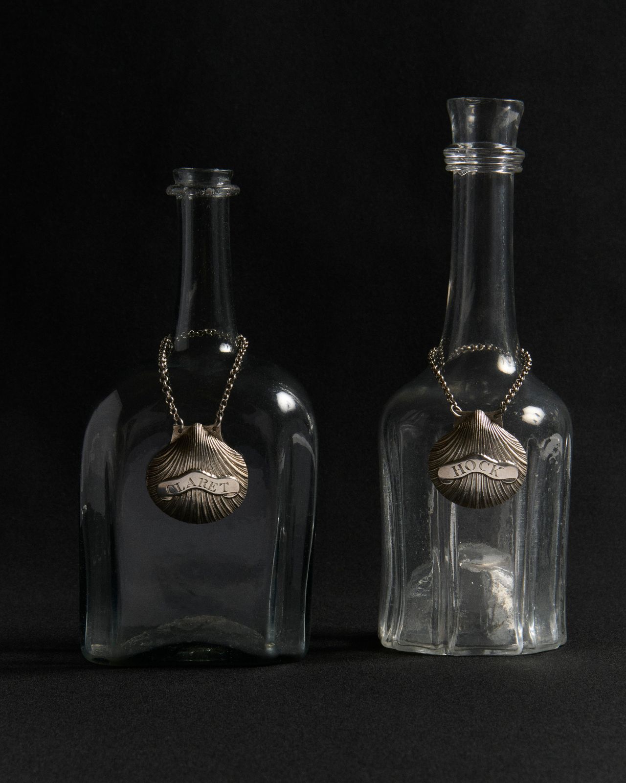 CL_GEORGE III SILVER SHELL WINE LABEL, HOCK - SILVER_HW0063HW0336