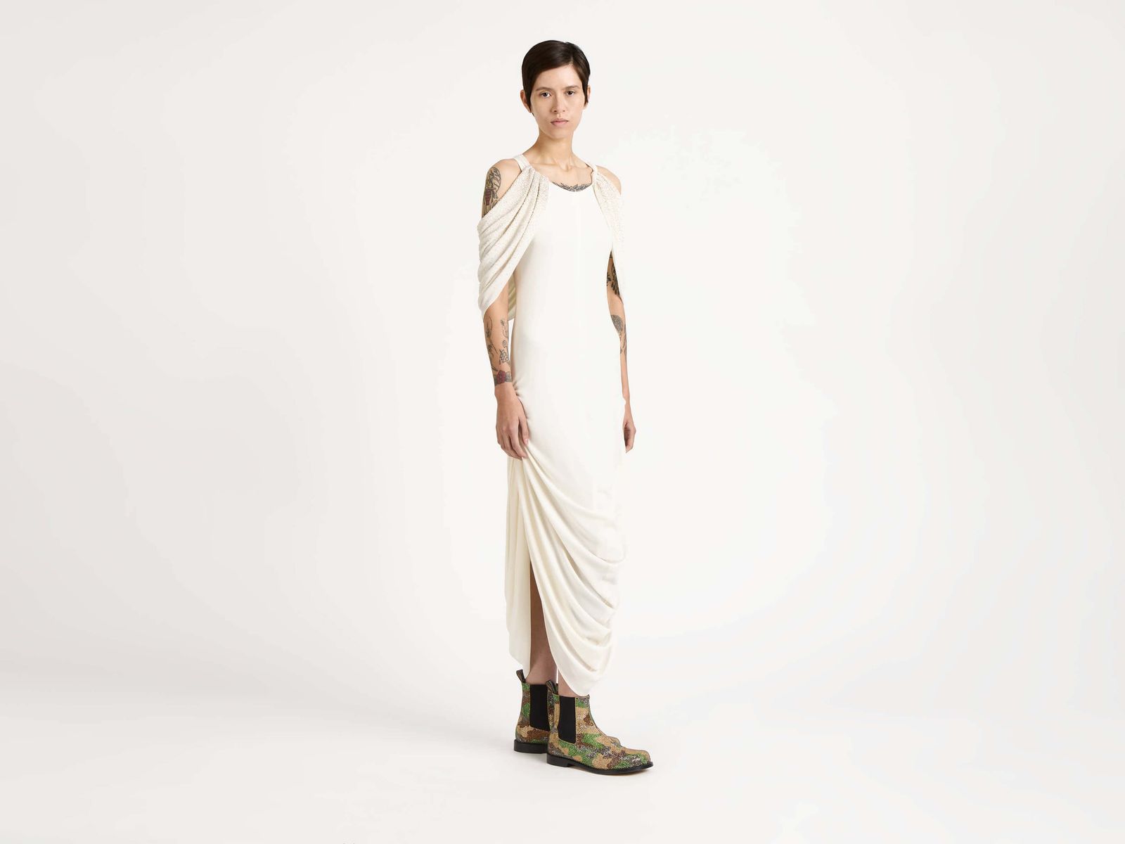 CL_BEADED SLEEVE DRESS - IVORY_DR0529PG1896