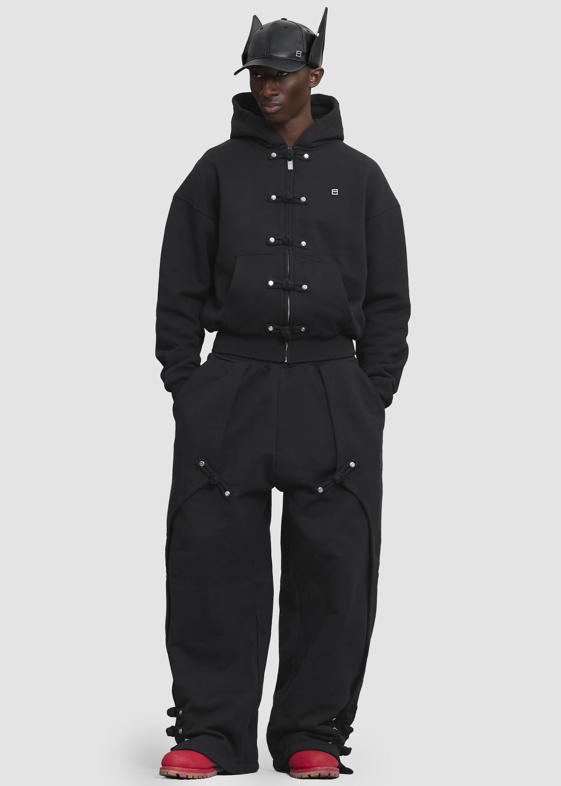 Pieces Uniques Ma Gua Joggers - Moshui Black