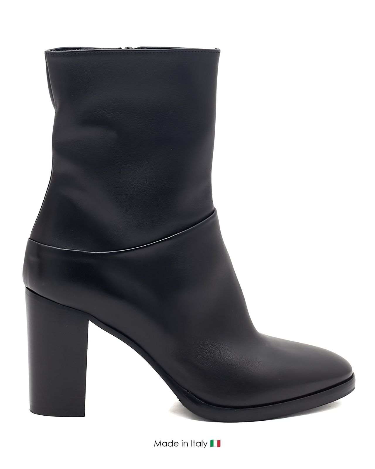 Isadora Black Leather