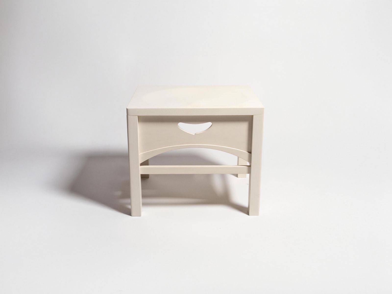 MACKINTOSH STOOL IN WHITE