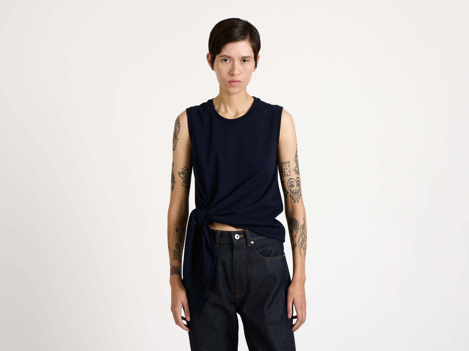 WOMENS HEM KNOT TANK TOP IN NAVY
