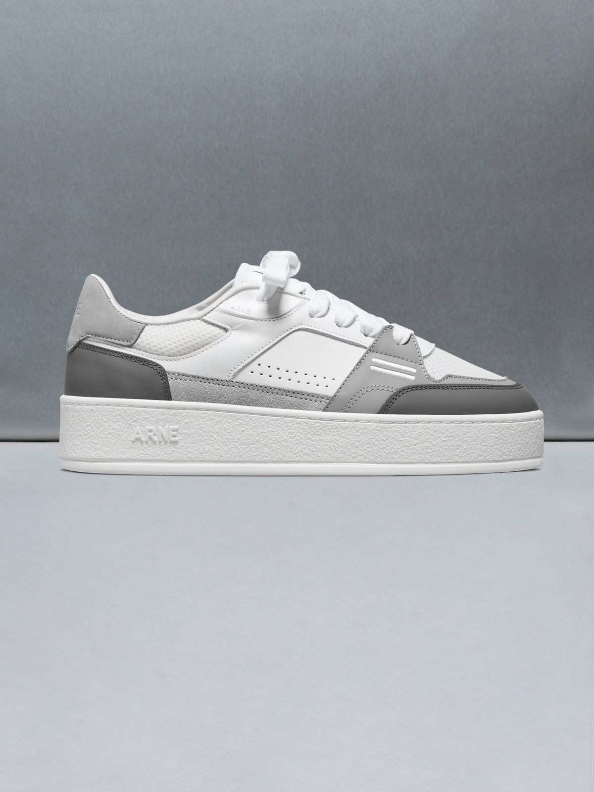 Arena Trainer 2.0 in White Grey