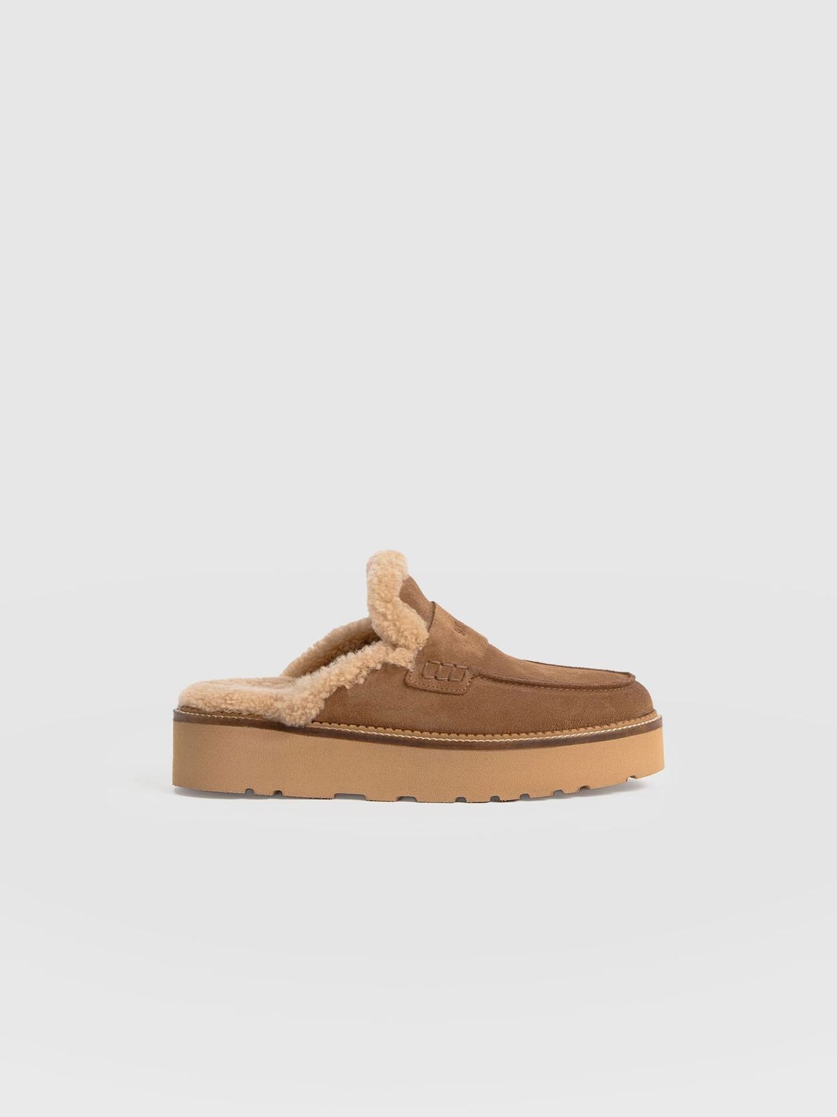 Sloane Shearling Clog - Camel