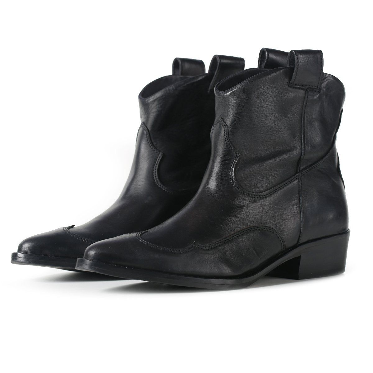 Capanario Black