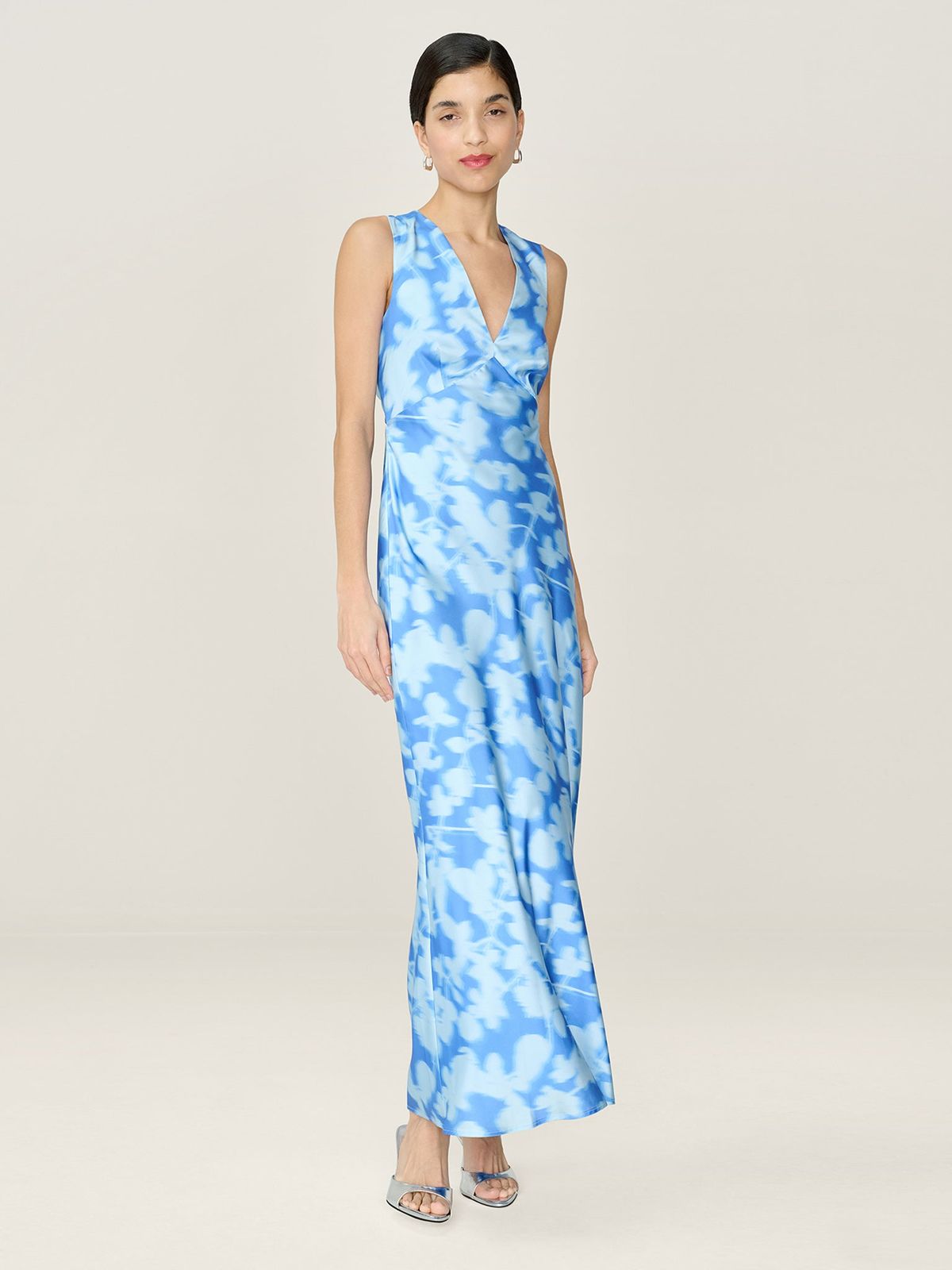 Nova Dress in Blurred Floral Blue