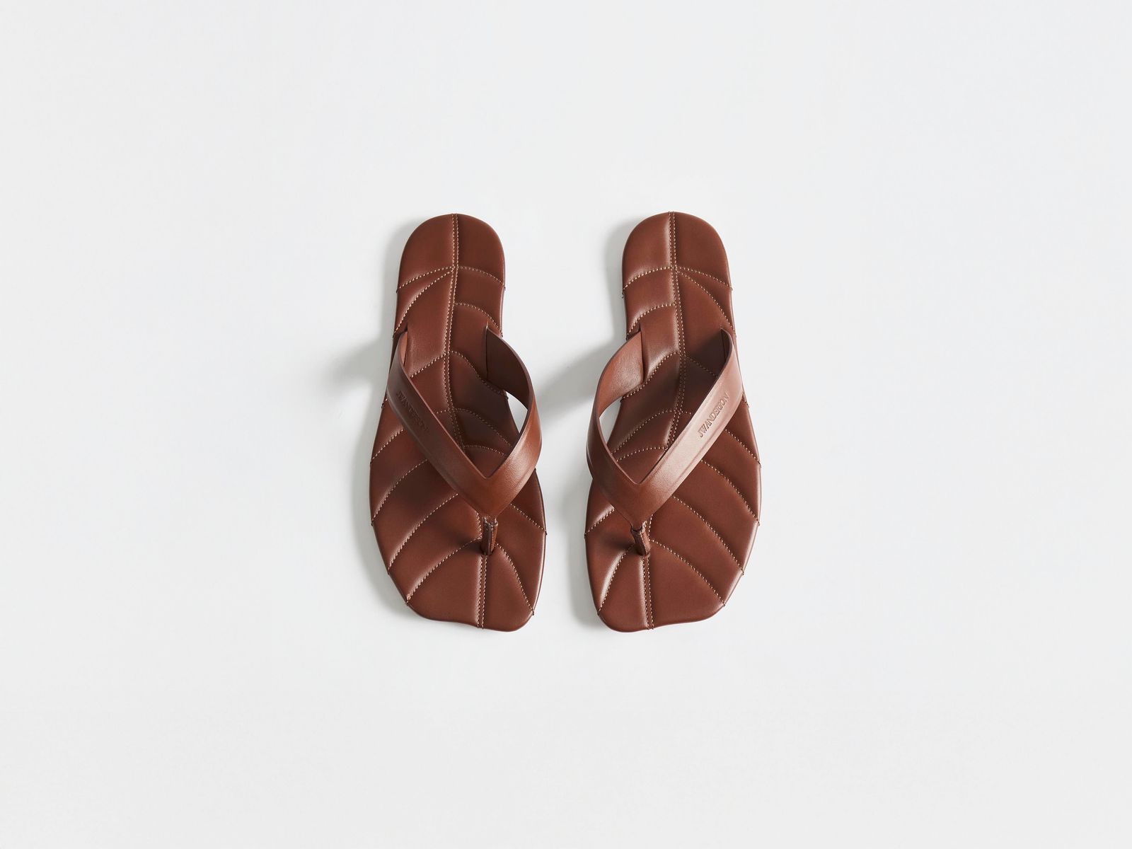 WOMENS LEATHER LEAF SLIDES IN BROWN