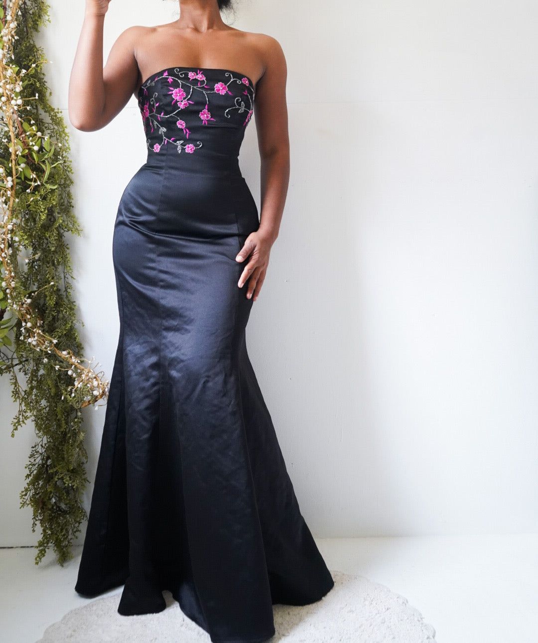 Vintage Y2K Black Strapless Mermaid Hem Gown