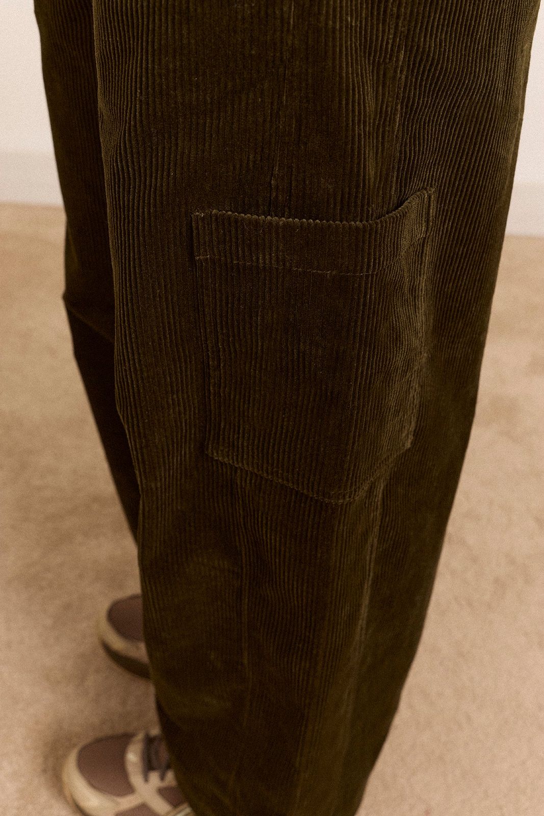 Felix Cord Trouser - Dark Olive