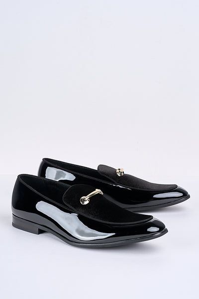 Alessandro Bar-Detail Patent Loafers – Obsidian Black