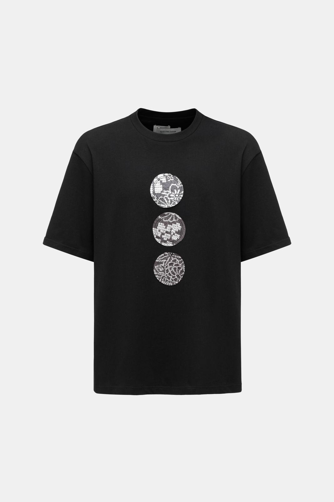 "YU ZI XIE" PATCH BLACK T-SHIRT