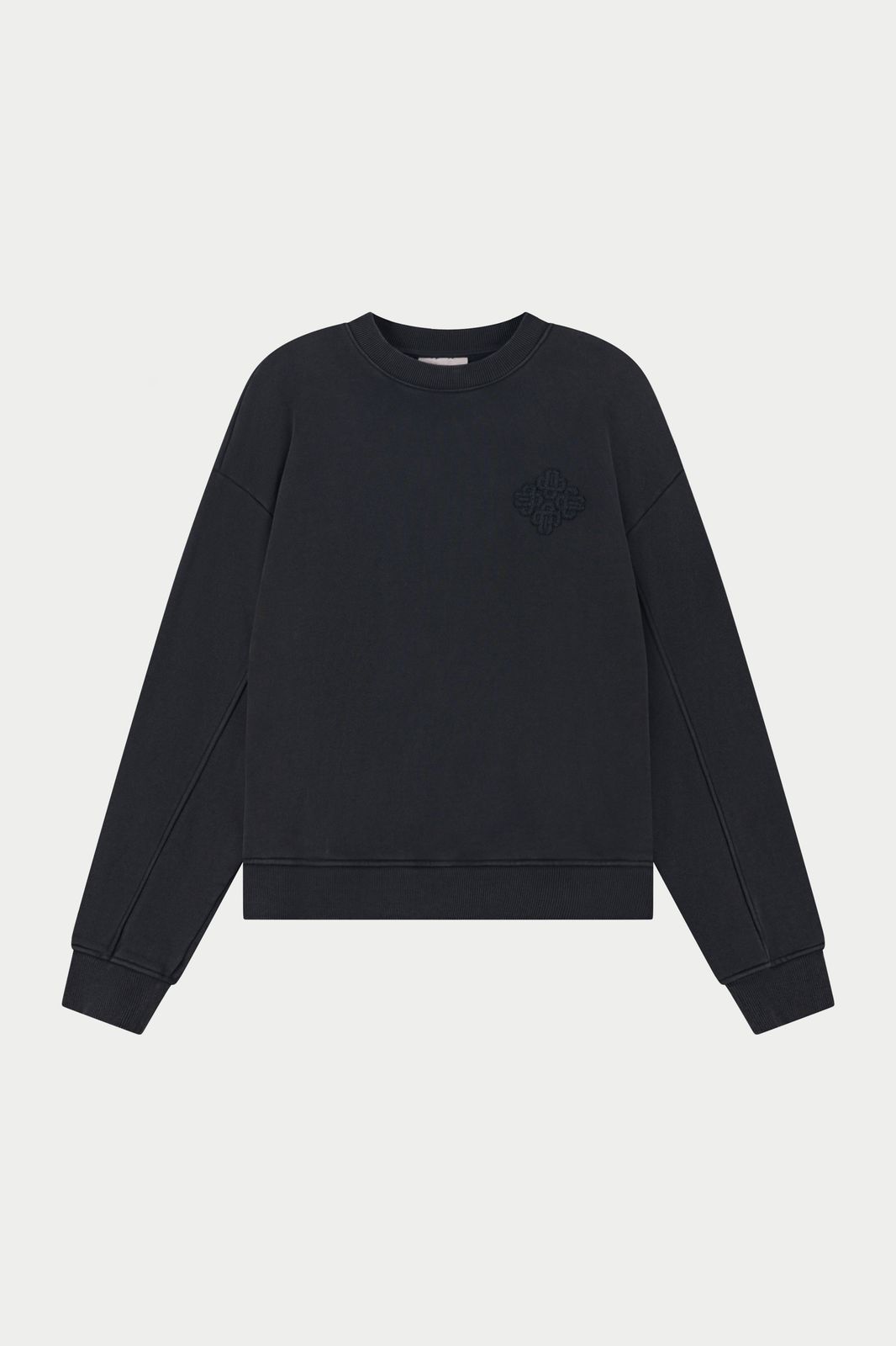 WASHED BORG EMBLEM APPLIQUE CREW - BLACK