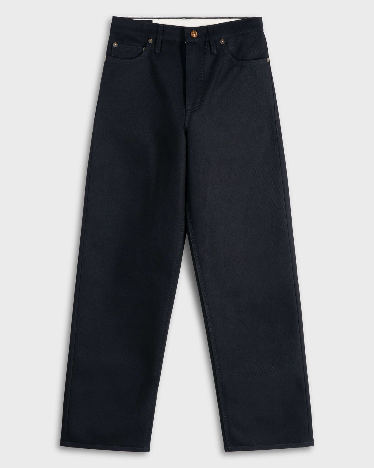 10 THINGS TO KNOW ABOUT THE SUPER ZERO® DOUBLE BLACK SELVEDGE.