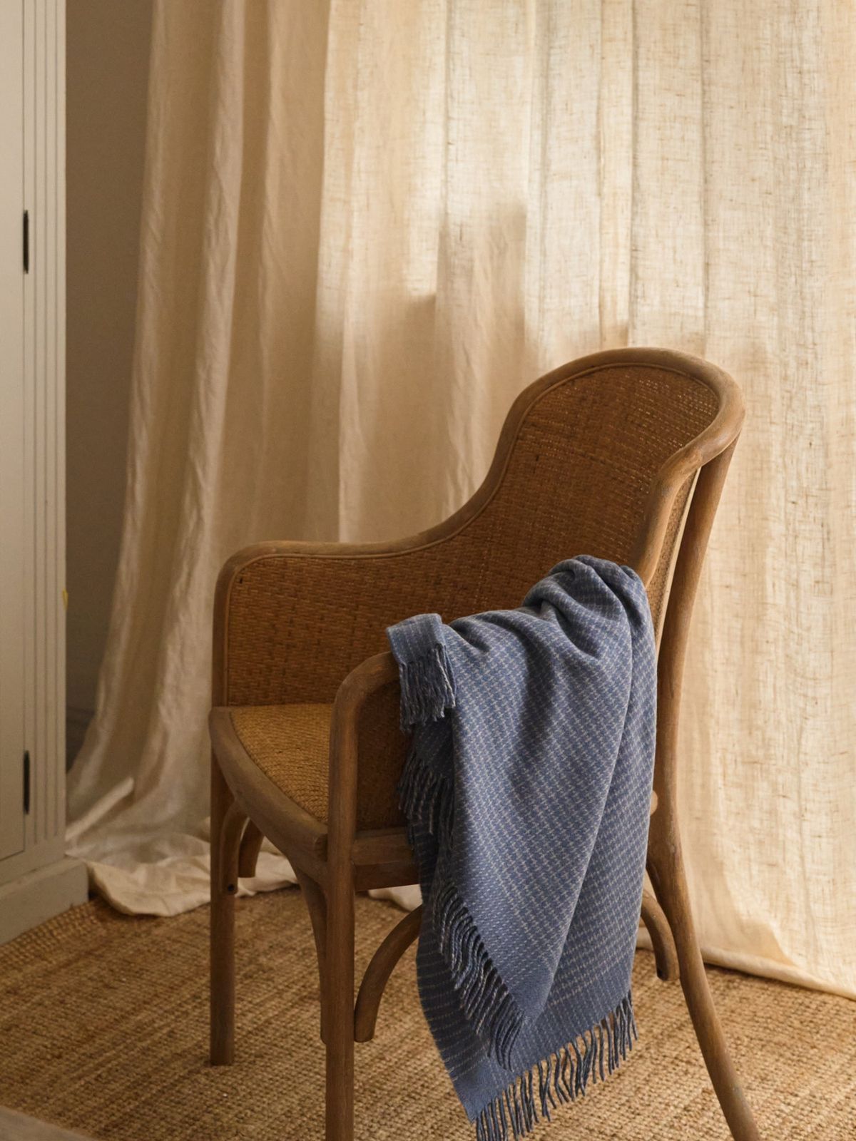 The Plockton Cashmere Blend Throw - Alpine Stream