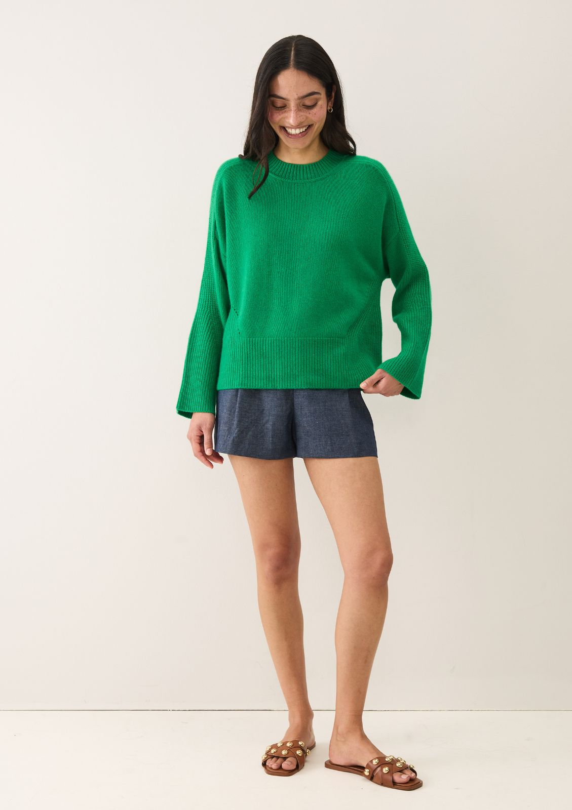 Ribbed Detail Lofty Crew Sweatshirt in Billiard Green
