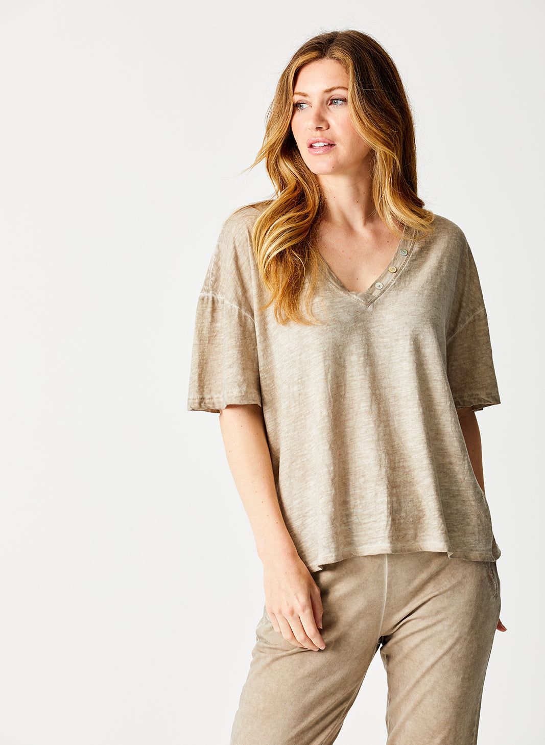 Barnaby Vintage Wash Cotton V Neck Tee