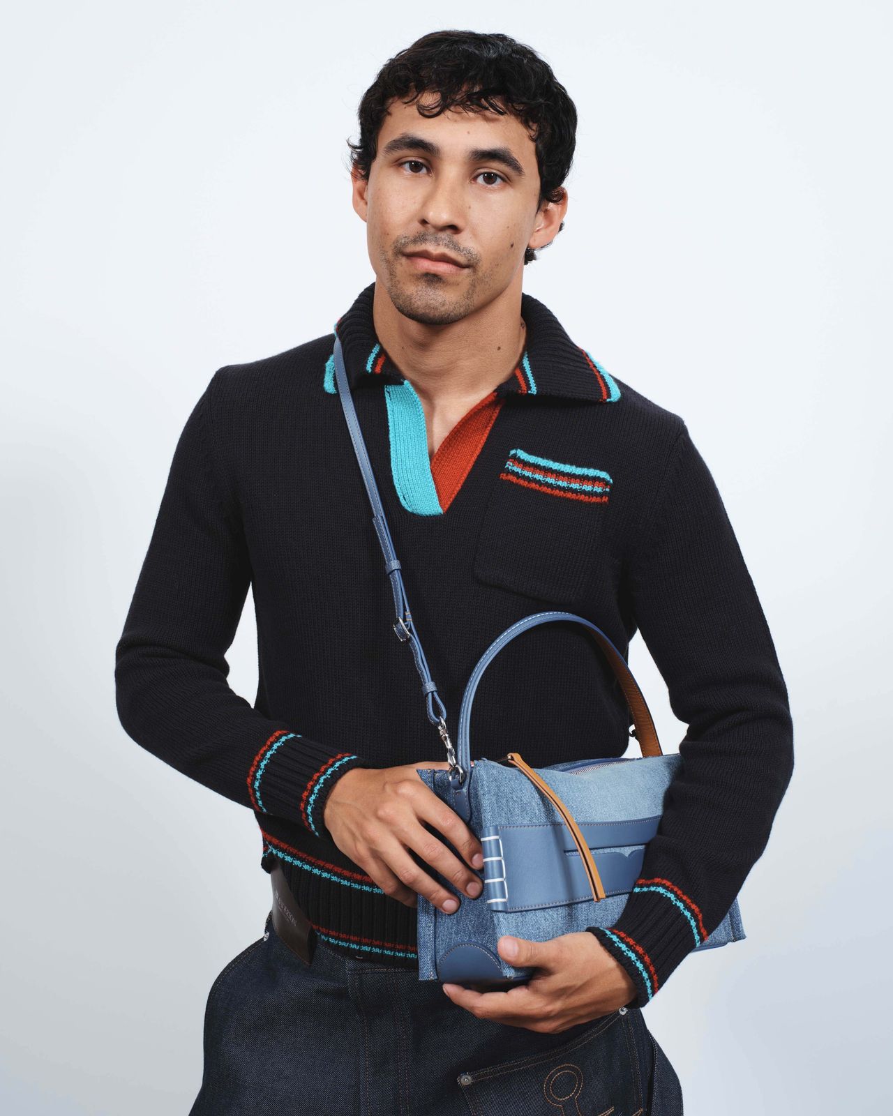 MENS SHRUNKEN POLO JUMPER IN BLACK