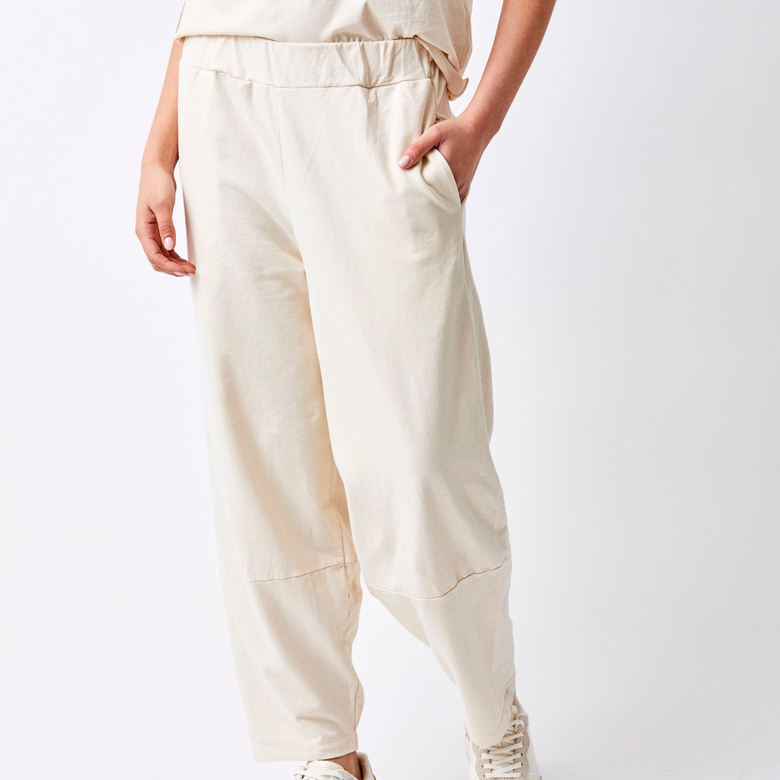 Jega Carrot Shape Joggers