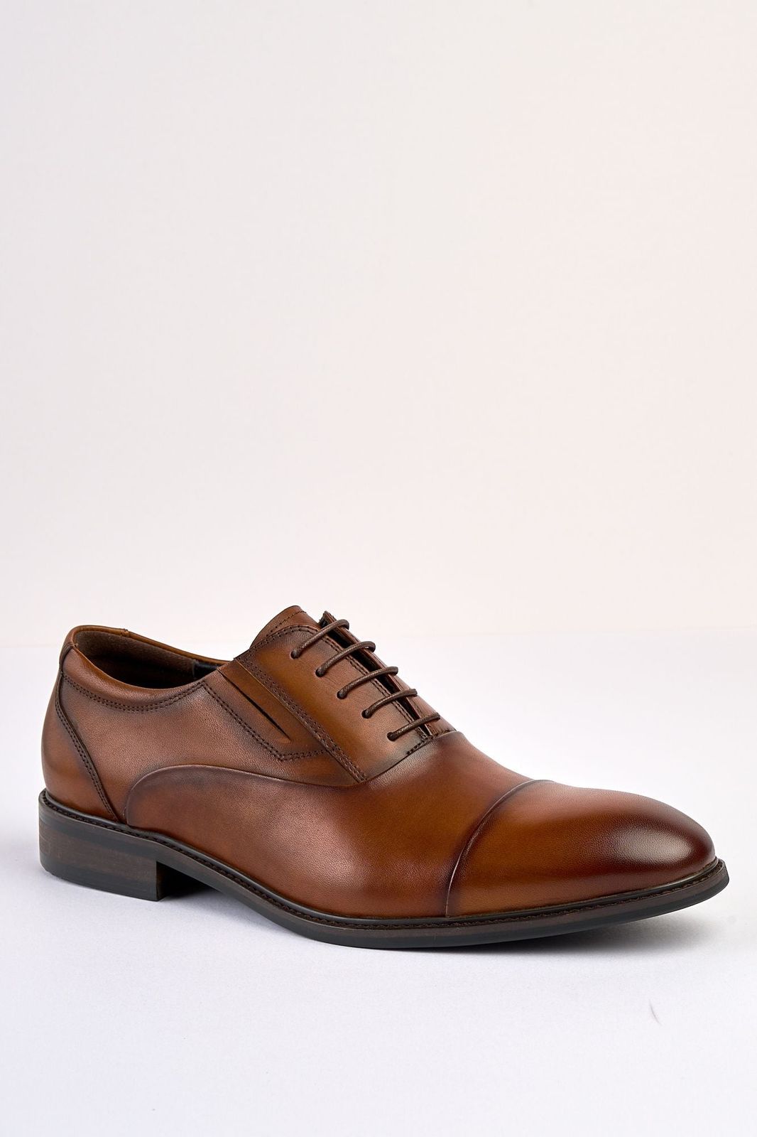 Regal Tan Laced Shoe